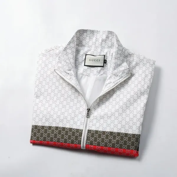 【2026】【GUCCI  公式旗艦店】グッチ  ジャケット着好評に付き再入荷！