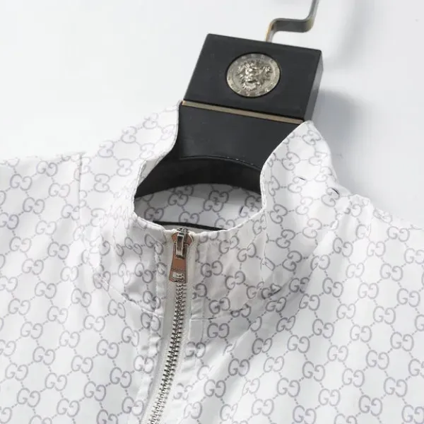 【2026】【GUCCI  公式旗艦店】グッチ  ジャケット着好評に付き再入荷！