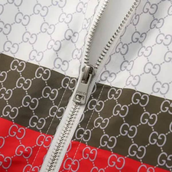 【2026】【GUCCI  公式旗艦店】グッチ  ジャケット着好評に付き再入荷！
