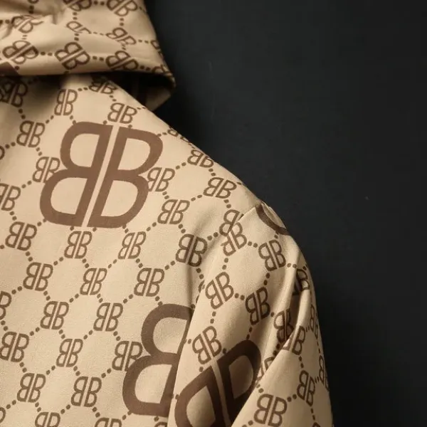 【2026】【BALENCIAGA 公式旗艦店】バレンシアガ ジャケット着好評に付き再入荷! 【2026】【BALENCIAGA 公式旗艦店】バレンシアガ ジャケット着好評に付き再入荷!