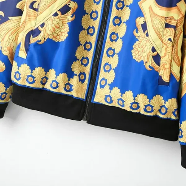 【2026】【VERSACE 公式旗艦店】ヴェルサーチ ジャケット着好評に付き再入荷! 【2026】【VERSACE 公式旗艦店】ヴェルサーチ ジャケット着好評に付き再入荷!
