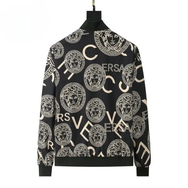 【2026】【VERSACE 公式旗艦店】ヴェルサーチ ジャケット着好評に付き再入荷! 【2026】【VERSACE 公式旗艦店】ヴェルサーチ ジャケット着好評に付き再入荷!