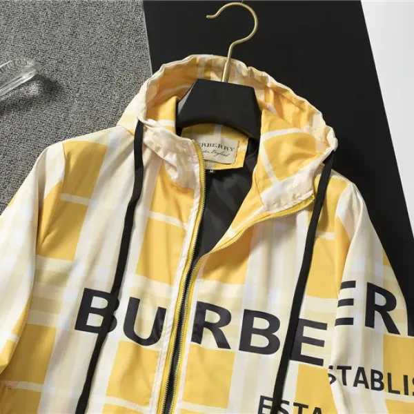 【2026】【BURBERRY 公式旗艦店】バーバリー ジャケット着好評に付き再入荷! 【2026】【BURBERRY 公式旗艦店】バーバリー ジャケット着好評に付き再入荷!