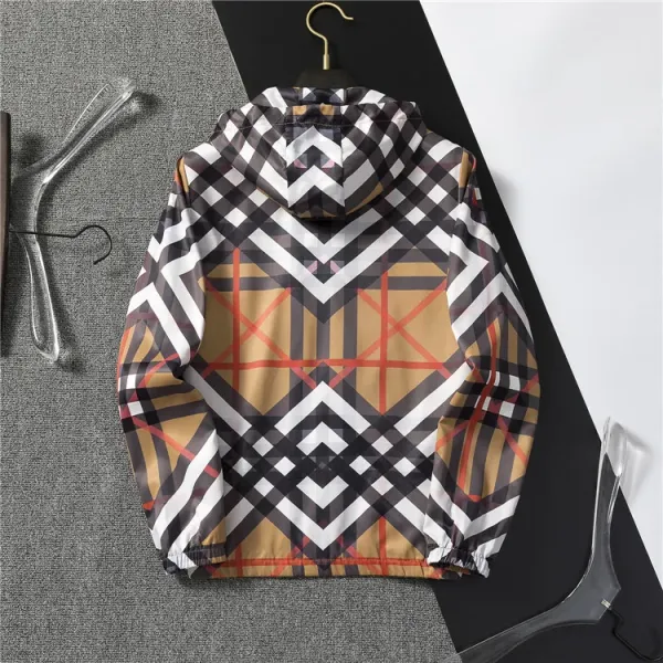 【2026】【BURBERRY 公式旗艦店】バーバリー ジャケット着好評に付き再入荷! 【2026】【BURBERRY 公式旗艦店】バーバリー ジャケット着好評に付き再入荷!