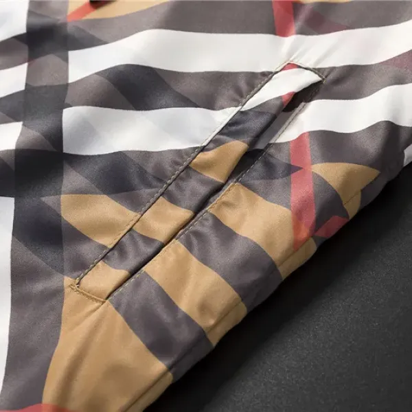 【2026】【BURBERRY 公式旗艦店】バーバリー ジャケット着好評に付き再入荷! 【2026】【BURBERRY 公式旗艦店】バーバリー ジャケット着好評に付き再入荷!