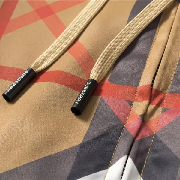 【2026】【BURBERRY 公式旗艦店】バーバリー ジャケット着好評に付き再入荷! 【2026】【BURBERRY 公式旗艦店】バーバリー ジャケット着好評に付き再入荷!