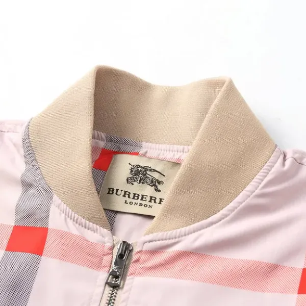 【2026】【BURBERRY 公式旗艦店】バーバリー  ジャケット着好評に付き再入荷！