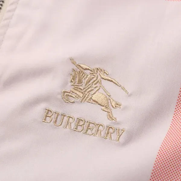 【2026】【BURBERRY 公式旗艦店】バーバリー  ジャケット着好評に付き再入荷！