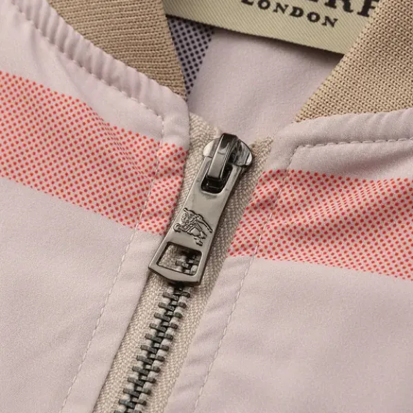【2026】【BURBERRY 公式旗艦店】バーバリー  ジャケット着好評に付き再入荷！
