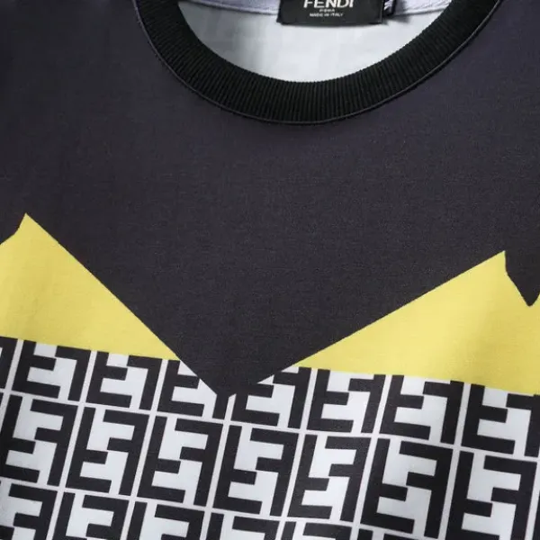 【2026】【FENDI  公式旗艦店】フェンディ丸首の衛衣 スウェット ご好評に付き再入荷！