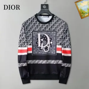 【2026】【DIOR 公式旗艦店】ディオール 丸首の衛衣 スウェットご好評に付き再入荷! 【2026】【DIOR 公式旗艦店】ディオール 丸首の衛衣 スウェットご好評に付き再入荷!