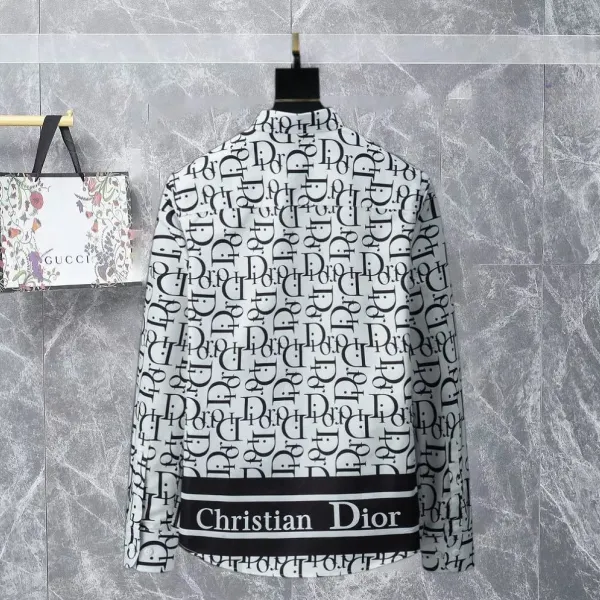 【2026】【DIOR 公式旗艦店】ディオール シャツ ご好評に付き再入荷! 【2026】【DIOR 公式旗艦店】ディオール シャツ ご好評に付き再入荷!