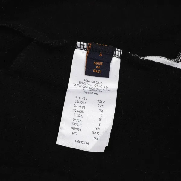 【2026】【LOUIS VUITTON 公式旗艦店】ルイヴィトン 丸首の衛衣 スウェットご好評に付き再入荷! 【2026】【LOUIS VUITTON 公式旗艦店】ルイヴィトン 丸首の衛衣 スウェットご好評に付き再入荷!
