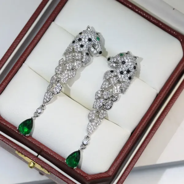 【2026】【CARTIER】 カルティエ ファッションスタイルのイヤリング 【2026】【CARTIER】 カルティエ ファッションスタイルのイヤリング