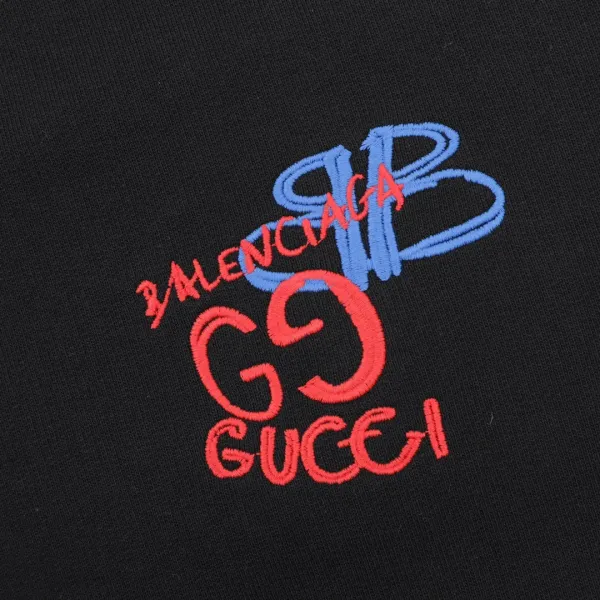【2026】【GUCCI 公式旗艦店】グッチ 丸首の衛衣 スウェットご好評に付き再入荷! 【2026】【GUCCI 公式旗艦店】グッチ 丸首の衛衣 スウェットご好評に付き再入荷!