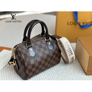 【2026】【LOUIS VUITTON 公式旗艦店】ルイヴィトン ハンドバッグ 当日出荷 好評に付き再入荷!24*25CM 【2026】【LOUIS VUITTON 公式旗艦店】ルイヴィトン ハンドバッグ 当日出荷 好評に付き再入荷!24*25CM