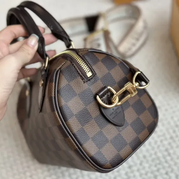 【2026】【LOUIS VUITTON  公式旗艦店】ルイヴィトン  ハンドバッグ 当日出荷 好評に付き再入荷！24*25CM