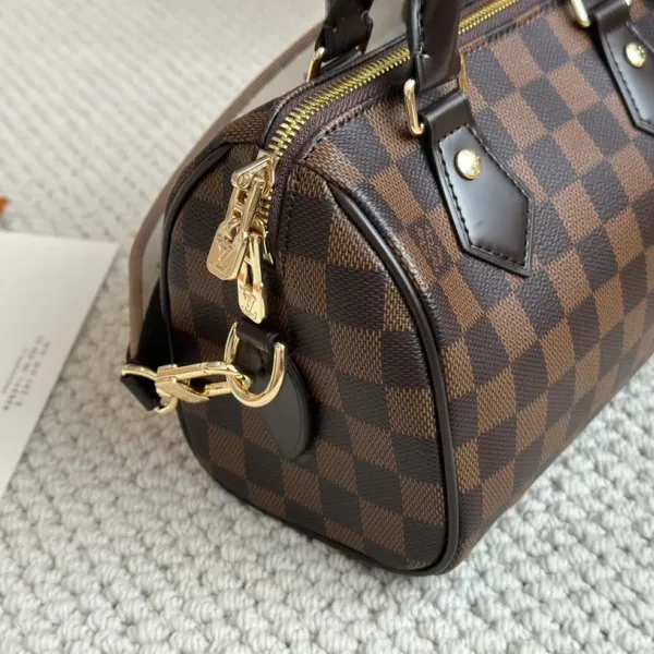 【2026】【LOUIS VUITTON  公式旗艦店】ルイヴィトン  ハンドバッグ 当日出荷 好評に付き再入荷！24*25CM
