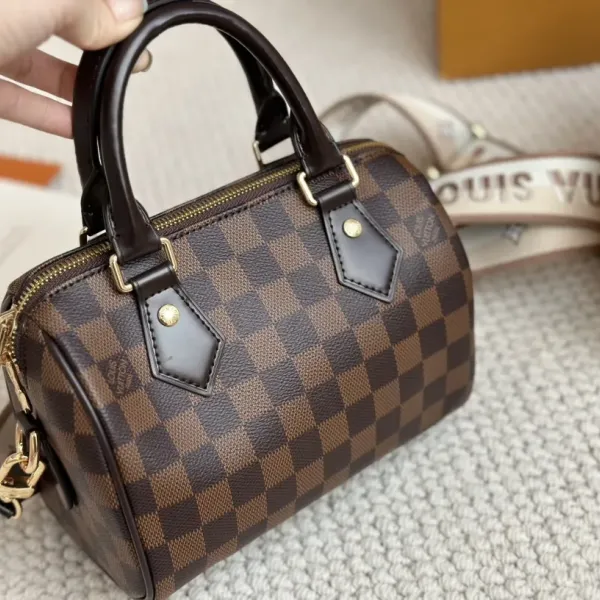 【2026】【LOUIS VUITTON  公式旗艦店】ルイヴィトン  ハンドバッグ 当日出荷 好評に付き再入荷！24*25CM