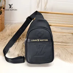 【2026】LV【LOUIS VUITTON 公式旗艦店】ルイヴィトン 胸ポケット 当日出荷 好評に付き再入荷!32*18*8CM 【2026】LV【LOUIS VUITTON 公式旗艦店】ルイヴィトン 胸ポケット 当日出荷 好評に付き再入荷!32*18*8CM