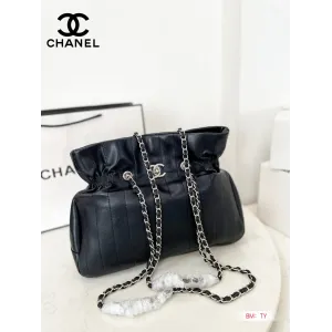 【2026】【CHANEL 公式旗艦店】シャネル  ハンドバッグ当日出荷 好評に付き再入荷！37*29CM