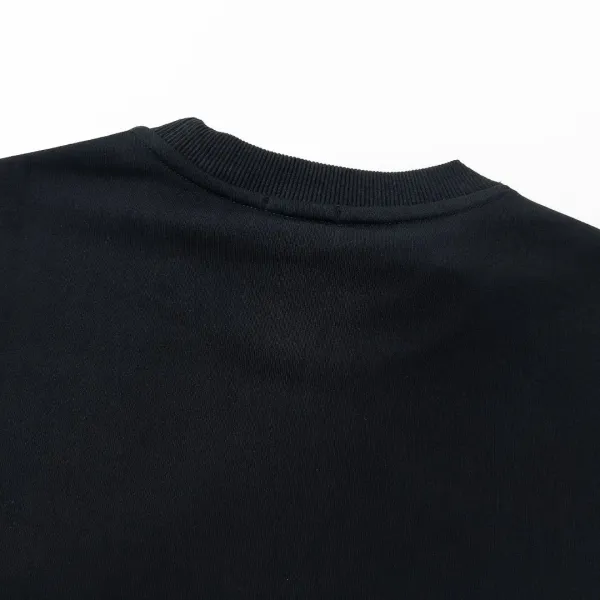 【2026】【MONCLER 公式旗艦店】モンクレール 丸首の衛衣 スウェットご好評に付き再入荷! 【2026】【MONCLER 公式旗艦店】モンクレール 丸首の衛衣 スウェットご好評に付き再入荷!