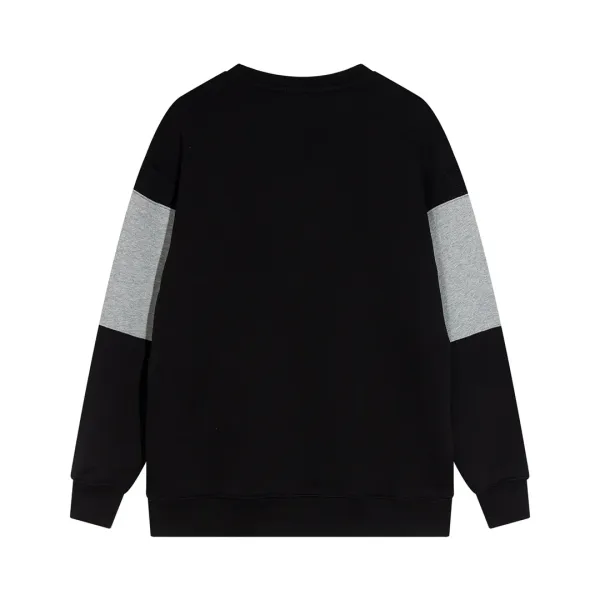 【2026】【GUCCI 公式旗艦店】グッチ 丸首の衛衣 スウェットご好評に付き再入荷! 【2026】【GUCCI 公式旗艦店】グッチ 丸首の衛衣 スウェットご好評に付き再入荷!