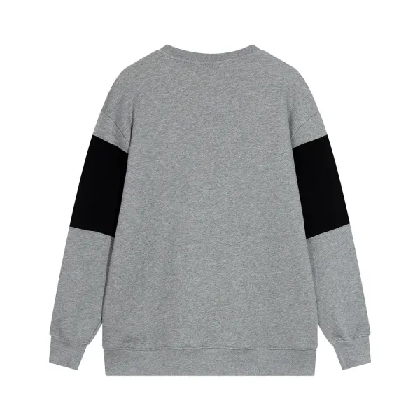 【2026】【GUCCI 公式旗艦店】グッチ 丸首の衛衣 スウェットご好評に付き再入荷! 【2026】【GUCCI 公式旗艦店】グッチ 丸首の衛衣 スウェットご好評に付き再入荷!