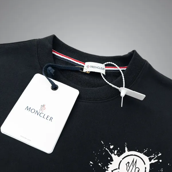 【2026】【MONCLER 公式旗艦店】モンクレール 丸首の衛衣 スウェットご好評に付き再入荷! 【2026】【MONCLER 公式旗艦店】モンクレール 丸首の衛衣 スウェットご好評に付き再入荷!