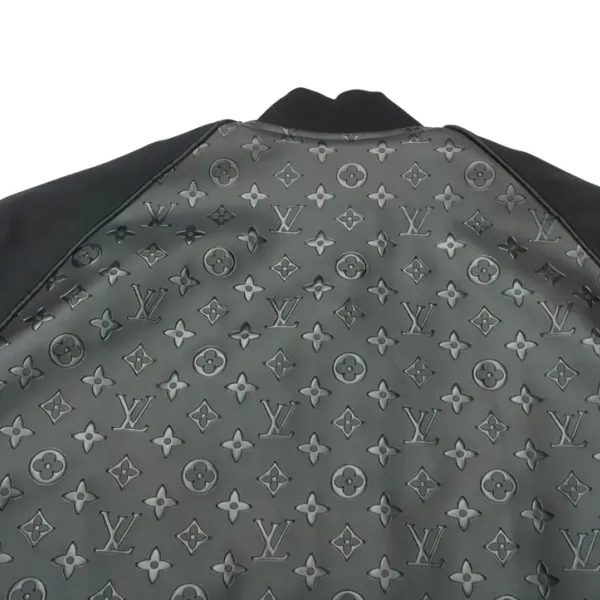 【2026】【LOUIS VUITTON 公式旗艦店】ルイヴィトン ジャケット 好評に付き再入荷! 【2026】【LOUIS VUITTON 公式旗艦店】ルイヴィトン ジャケット 好評に付き再入荷!
