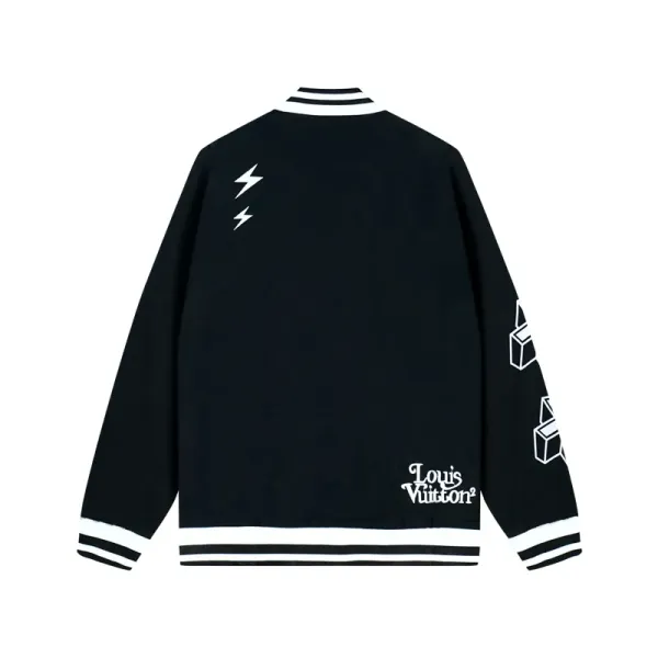 【2026】【LOUIS VUITTON 公式旗艦店】ルイヴィトン ジャケット 好評に付き再入荷! 【2026】【LOUIS VUITTON 公式旗艦店】ルイヴィトン ジャケット 好評に付き再入荷!