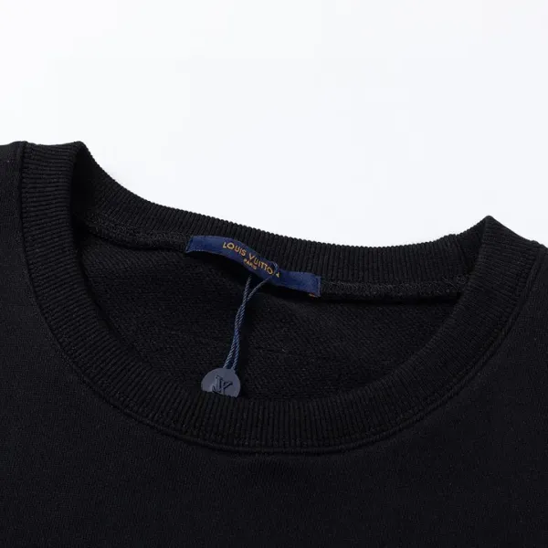 【2026】【LOUIS VUITTON 公式旗艦店】ルイヴィトン 丸首の衛衣 スウェット ご好評に付き再入荷! 【2026】【LOUIS VUITTON 公式旗艦店】ルイヴィトン 丸首の衛衣 スウェット ご好評に付き再入荷!