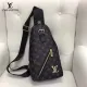 【2026】【LOUIS VUITTON  公式 旗艦店】 ルイヴィトン   胸ポケット当日出荷 好評に付き再入荷！33*18*8CM