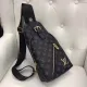 【2026】【LOUIS VUITTON  公式 旗艦店】 ルイヴィトン   胸ポケット当日出荷 好評に付き再入荷！33*18*8CM