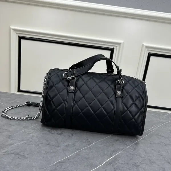 【2026】【CHANEL公式 旗艦店】シャネル 旅行かばん 当日出荷 好評に付き再入荷！32*19*14CM