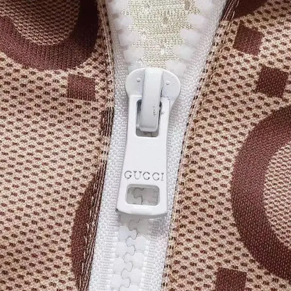 【2026】【GUCCI 公式旗艦店】グッチ ジャケット着好評に付き再入荷! 【2026】【GUCCI 公式旗艦店】グッチ ジャケット着好評に付き再入荷!