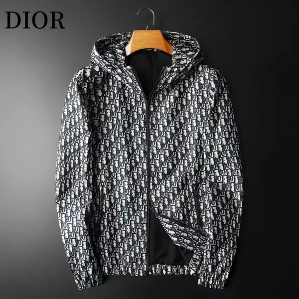 【2026】【DIOR 公式旗艦店】ディオールジャケット 好評に付き再入荷! 【2026】【DIOR 公式旗艦店】ディオールジャケット 好評に付き再入荷!