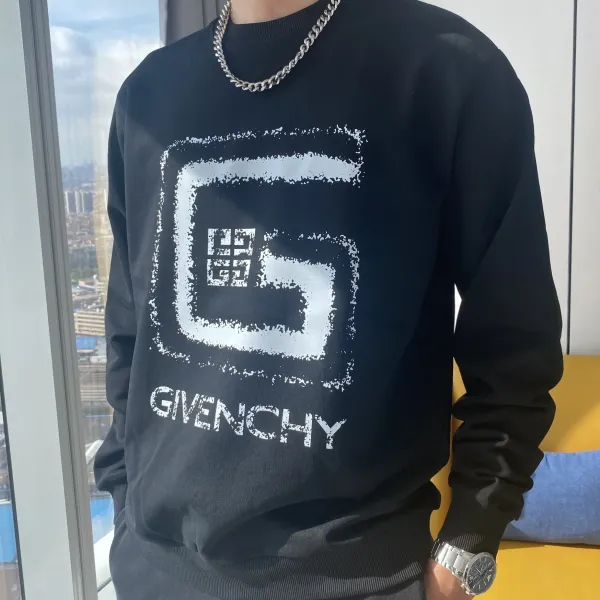 【2026】【GIVENCHY 公式旗艦店】ジバンシー 丸首の衛衣 スウェットご好評に付き再入荷! 【2026】【GIVENCHY 公式旗艦店】ジバンシー 丸首の衛衣 スウェットご好評に付き再入荷!