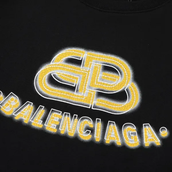 【2026】【BALENCIAGA 公式旗艦店】バレンシアガ 丸首の衛衣 スウェット ご好評に付き再入荷！