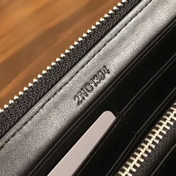 【2026】【PRADA 公式 旗艦店】プラダ 財布当日出荷 好評に付き再入荷!30*22*10CM 【2026】【PRADA 公式 旗艦店】プラダ 財布当日出荷 好評に付き再入荷!30*22*10CM