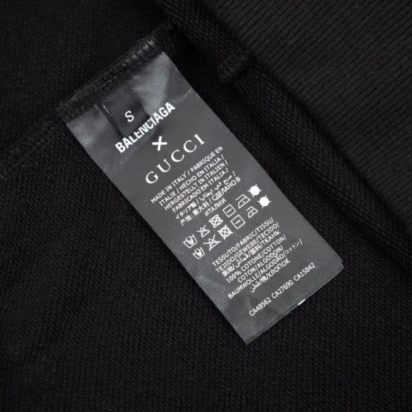 【2026】【BALENCIAGA 公式旗艦店】バレンシアガ 丸首の衛衣 スウェット ご好評に付き再入荷！