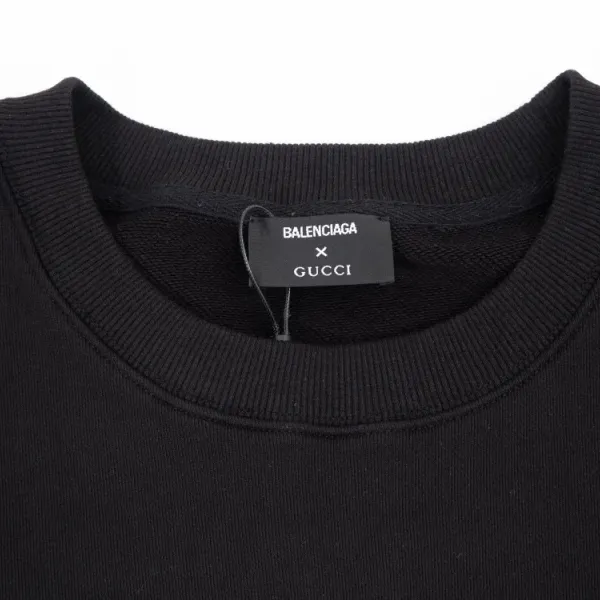 【2026】【BALENCIAGA 公式旗艦店】バレンシアガ 丸首の衛衣 スウェット ご好評に付き再入荷！