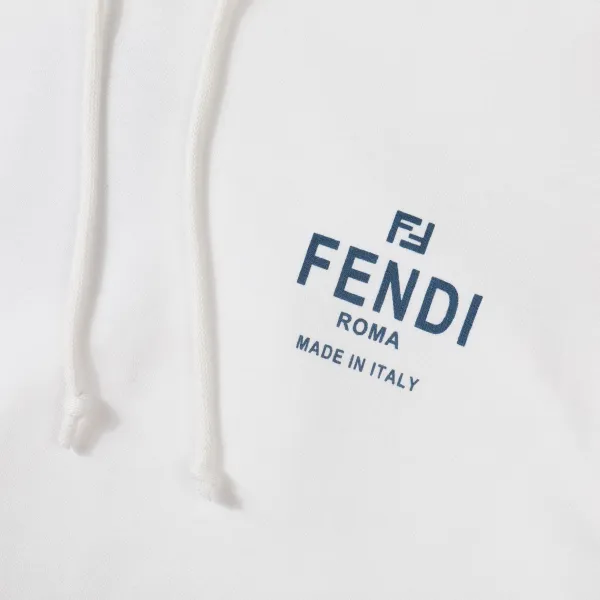 【2026】【FENDI 公式旗艦店】フェンディ パーカー スウェット ご好評に付き再入荷! 【2026】【FENDI 公式旗艦店】フェンディ パーカー スウェット ご好評に付き再入荷!