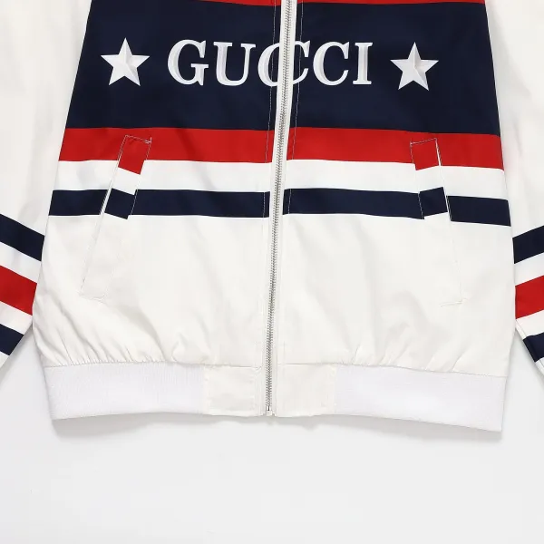 【2026】【GUCCI 公式旗艦店】グッチ ジャケット着好評に付き再入荷! 【2026】【GUCCI 公式旗艦店】グッチ ジャケット着好評に付き再入荷!