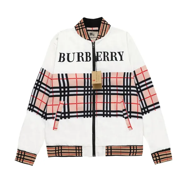 【2026】【BURBERRY 公式旗艦店】バーバリー ジャケット着好評に付き再入荷！