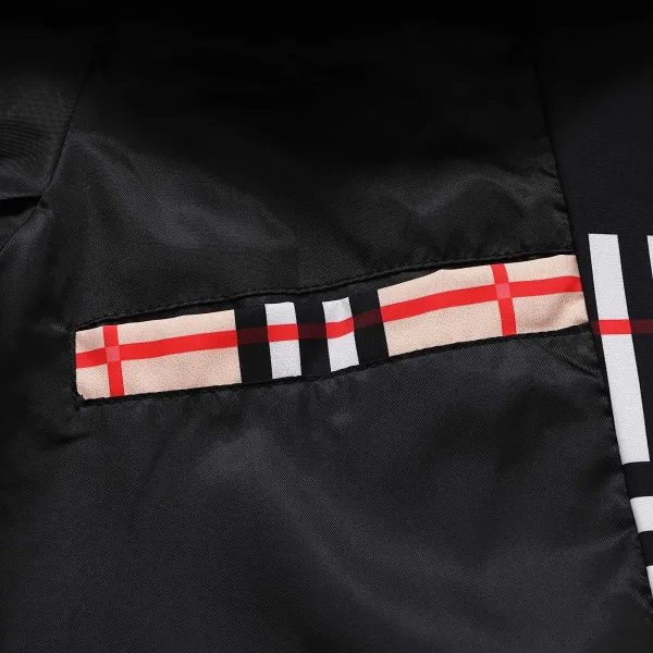 【2026】【BURBERRY 公式旗艦店】バーバリー ジャケット着好評に付き再入荷！