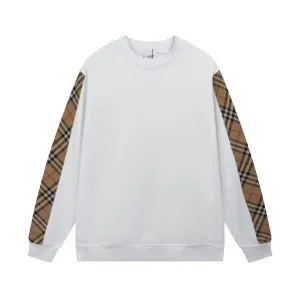 【2026】【BURBERRY 公式旗艦店】バーバリー丸首の衛衣 スウェットご好評に付き再入荷! 【2026】【BURBERRY 公式旗艦店】バーバリー丸首の衛衣 スウェットご好評に付き再入荷!