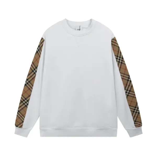 【2026】【BURBERRY 公式旗艦店】バーバリー丸首の衛衣 スウェットご好評に付き再入荷! 【2026】【BURBERRY 公式旗艦店】バーバリー丸首の衛衣 スウェットご好評に付き再入荷!