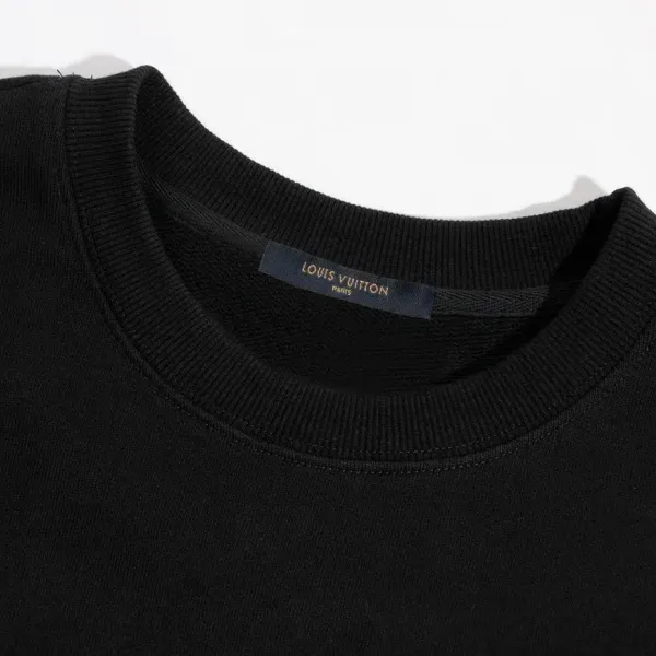 【2026】【LOUIS VUITTON 公式旗艦店】ルイヴィトン 丸首の衛衣 スウェット ご好評に付き再入荷! 【2026】【LOUIS VUITTON 公式旗艦店】ルイヴィトン 丸首の衛衣 スウェット ご好評に付き再入荷!