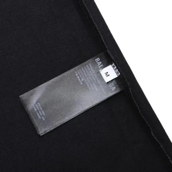 【2026】【BALENCIAGA 公式旗艦店】 バレンシアガ Tシャツご好評に付き再入荷! 【2026】【BALENCIAGA 公式旗艦店】 バレンシアガ Tシャツご好評に付き再入荷!
